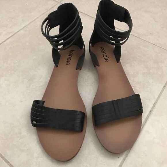 Kenise Sandals  - Picture 2 of 3